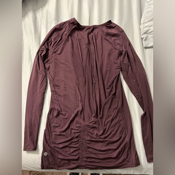 Lululemon top 6 - Picture 2 of 3
